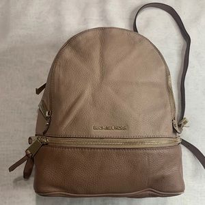 Michael Kors Rhea Medium sized Back pack